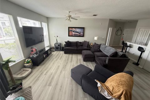 Condo in Riverview, Florida, 2 bedrooms  № 1879270 - photo 8