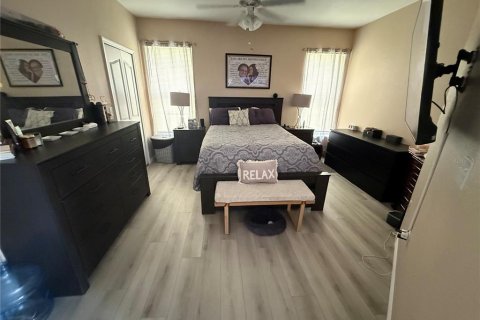 Condo in Riverview, Florida, 2 bedrooms  № 1879270 - photo 9