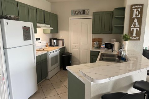 Condo in Riverview, Florida, 2 bedrooms  № 1879270 - photo 3
