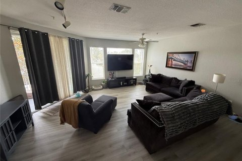 Condo in Riverview, Florida, 2 bedrooms  № 1879270 - photo 6