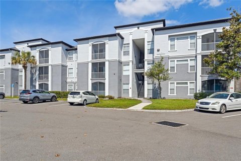 Condo in Riverview, Florida, 2 bedrooms  № 1879270 - photo 1
