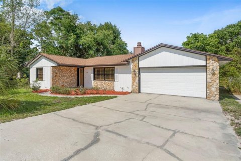 House in Windermere, Florida 3 bedrooms, 211.07 sq.m. № 1765476 - photo 4