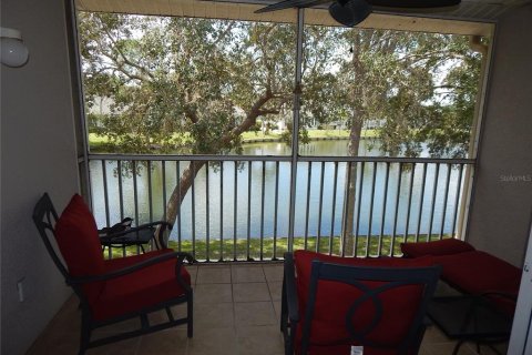 Copropriété à louer à Lake Suzy, Floride: 2 chambres, 106.84 m2 № 2433485 - photo 16