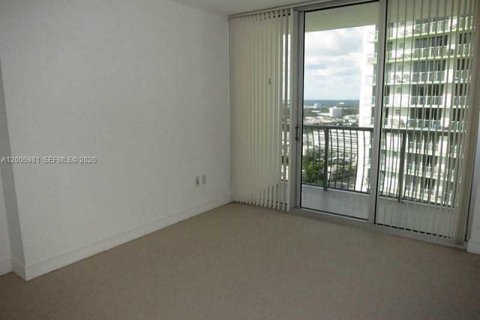 Купить кондоминиум в Майами, Флорида 1 спальня, 76.64м2, № 2145679 - фото 7