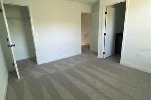Adosado en venta en Kissimmee, Florida, 3 dormitorios, 126.81 m2 № 1772105 - foto 20
