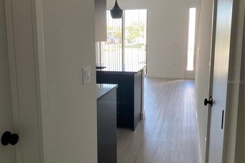 Adosado en venta en Kissimmee, Florida, 3 dormitorios, 126.81 m2 № 1772105 - foto 10