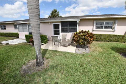 House in West Palm Beach, Florida 2 bedrooms, 77.02 sq.m. № 1834374 - photo 11