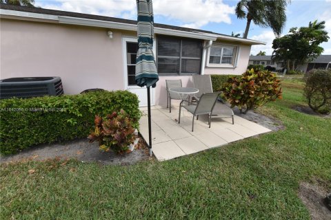 House in West Palm Beach, Florida 2 bedrooms, 77.02 sq.m. № 1834374 - photo 10