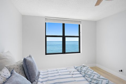 Condominio en venta en Riviera Beach, Florida, 2 dormitorios, 123.56 m2 № 2088249 - foto 22