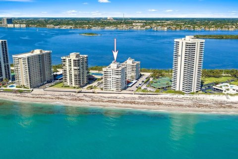 Condominio en venta en Riviera Beach, Florida, 2 dormitorios, 123.56 m2 № 2088249 - foto 28