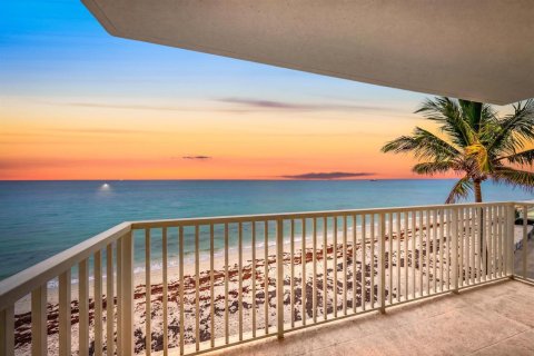 Condominio en venta en Riviera Beach, Florida, 2 dormitorios, 123.56 m2 № 2088249 - foto 10