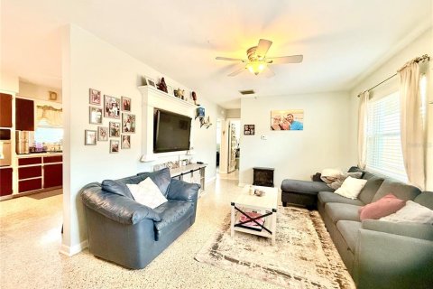 Casa en alquiler en Tarpon Springs, Florida, 2 dormitorios, 80.27 m2 № 1911101 - foto 25