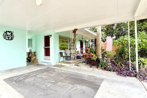 Casa en alquiler en Tarpon Springs, Florida, 2 dormitorios, 80.27 m2 № 1911101 - foto 3