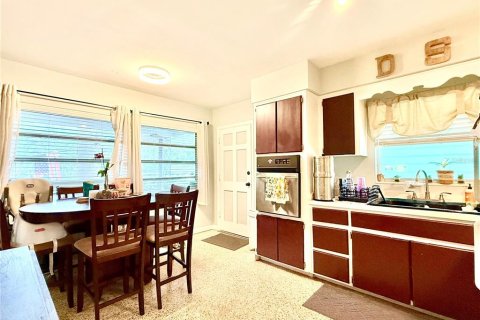 Casa en alquiler en Tarpon Springs, Florida, 2 dormitorios, 80.27 m2 № 1911101 - foto 18