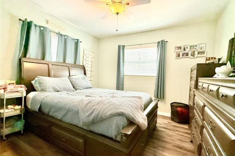 Casa en alquiler en Tarpon Springs, Florida, 2 dormitorios, 80.27 m2 № 1911101 - foto 20