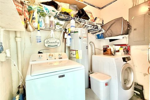 Casa en alquiler en Tarpon Springs, Florida, 2 dormitorios, 80.27 m2 № 1911101 - foto 4