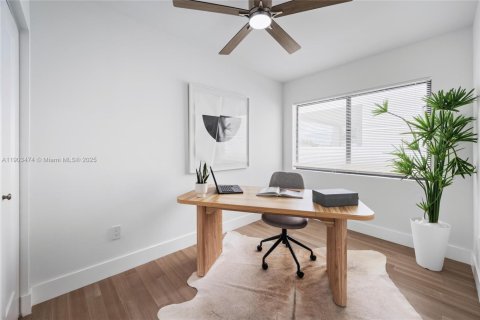 Villa ou maison à vendre à Miami, Floride: 4 chambres, 219.06 m2 № 1954596 - photo 20