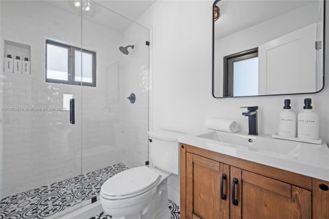 Villa ou maison à vendre à Miami, Floride: 4 chambres, 219.06 m2 № 1954596 - photo 25