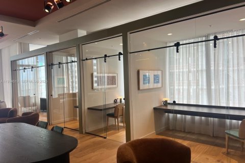 Condominio en alquiler en Miami, Florida, 2 dormitorios, 85.93 m2 № 1993646 - foto 6