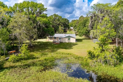 House in Waldo, Florida 3 bedrooms, 144.18 sq.m. № 1833394 - photo 16