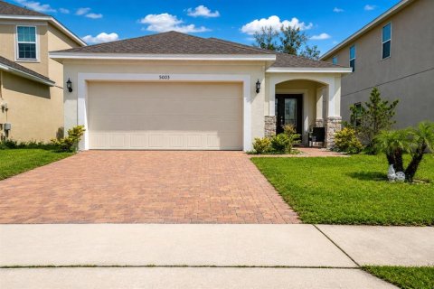 House in CYPRESS HAMMOCK in Kissimmee, Florida 3 bedrooms, 132.29 sq.m. № 2295227