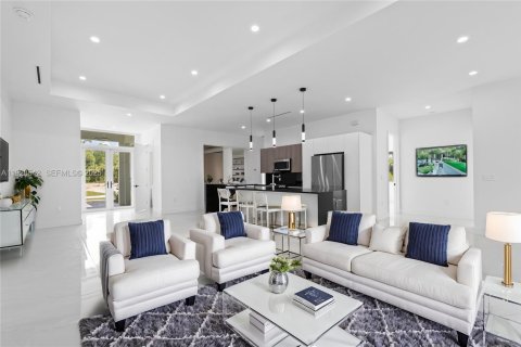 Купить виллу или дом в Нейплс, Флорида 3 спальни, № 1987163 - фото 4