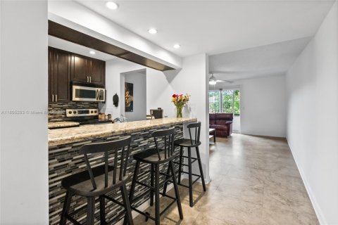 Copropriété à vendre à Coral Springs, Floride: 2 chambres, 95.69 m2 № 1864754 - photo 1