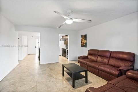 Copropriété à vendre à Coral Springs, Floride: 2 chambres, 95.69 m2 № 1864754 - photo 18