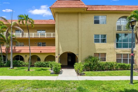 Copropriété à vendre à Coral Springs, Floride: 2 chambres, 95.69 m2 № 1864754 - photo 19