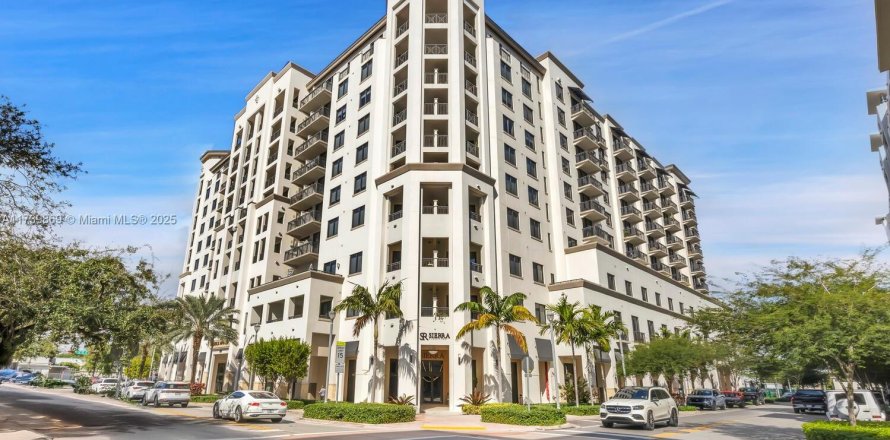 Condo in Coral Gables, Florida, 1 bedroom  № 1811648