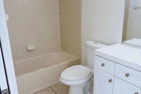 Copropriété à vendre à Palmetto, Floride: 2 chambres, 170.01 m2 № 2421931 - photo 9