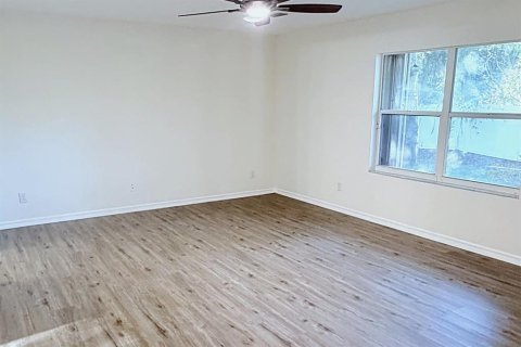 Copropriété à vendre à Palmetto, Floride: 2 chambres, 170.01 m2 № 2421931 - photo 4