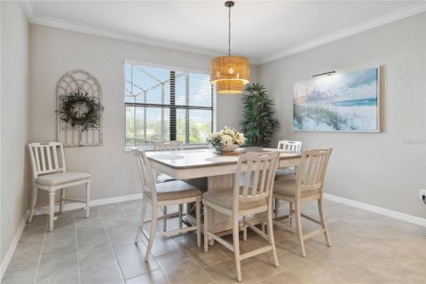 House in Lakewood Ranch, Florida 3 bedrooms, 228.08 sq.m. № 2213215 - photo 7
