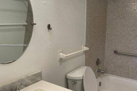 Купить кондоминиум в Лодерхилл, Флорида 2 спальни, 104.05м2, № 2039743 - фото 11