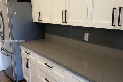 Купить кондоминиум в Лодерхилл, Флорида 2 спальни, 104.05м2, № 2039743 - фото 3