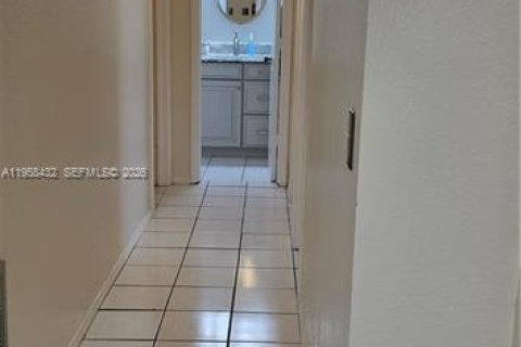 House in LaBelle, Florida 3 bedrooms № 2020774 - photo 3