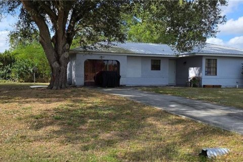 Villa ou maison à LaBelle, Floride 3 chambres № 2020774