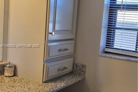 House in LaBelle, Florida 3 bedrooms № 2020774 - photo 12