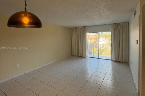 Condominio en venta en Miami, Florida, 1 dormitorio, 60.39 m2 № 2025017 - foto 4