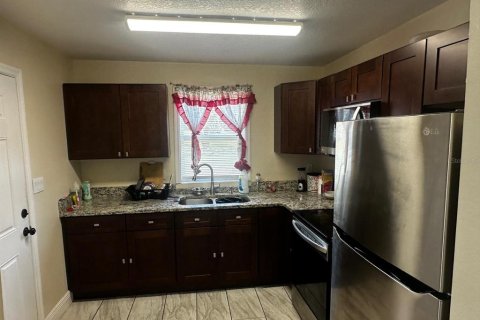 Casa en venta en Haines City, Florida, 2 dormitorios, 67.35 m2 № 1787931 - foto 2