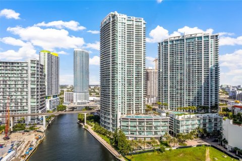 Condo à Miami, Floride, 2 chambres  № 2034022