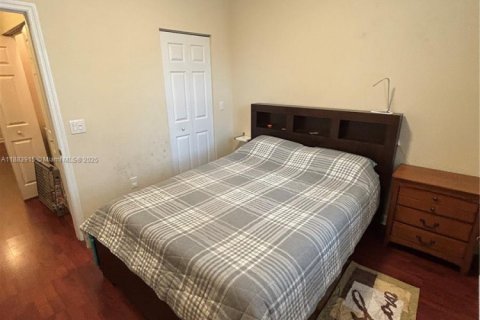 Adosado en venta en Plantation, Florida, 4 dormitorios, 185.06 m2 № 2015758 - foto 13