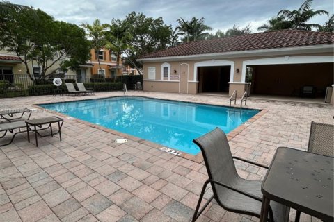 Adosado en venta en Plantation, Florida, 4 dormitorios, 185.06 m2 № 2015758 - foto 21