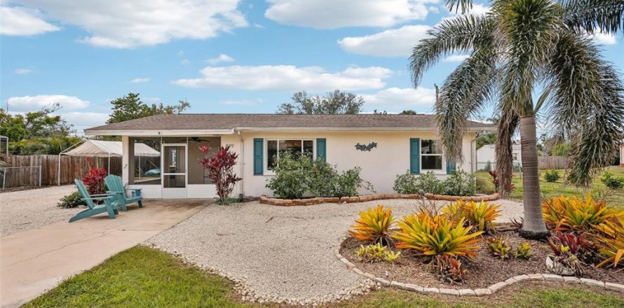 Casa en Englewood, Florida 3 dormitorios, 129.88 m2 № 1527680