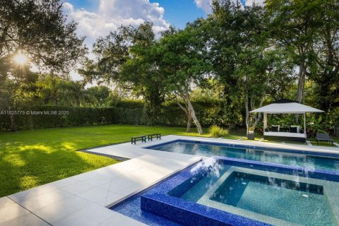 Villa ou maison à vendre à Miami, Floride: 8 chambres, 624.02 m2 № 1937144 - photo 29