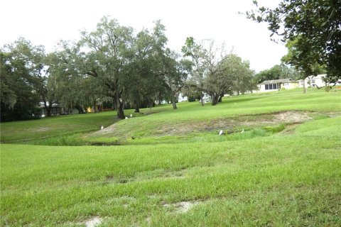 House in Port Richey, Florida 2 bedrooms, 140.28 sq.m. № 1894115 - photo 9