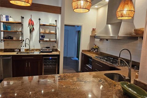 House in Rotonda, Florida 4 bedrooms, 225.94 sq.m. № 1592328 - photo 8