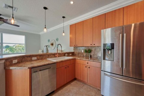 House in St. Lucie, Florida 4 bedrooms, 213.49 sq.m. № 2247230 - photo 6