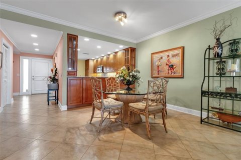 Condo in Cortez, Florida, 2 bedrooms № 2212476 - photo 14