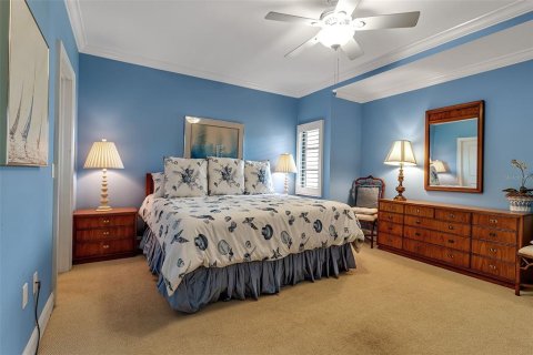 Condo in Cortez, Florida, 2 bedrooms № 2212476 - photo 23